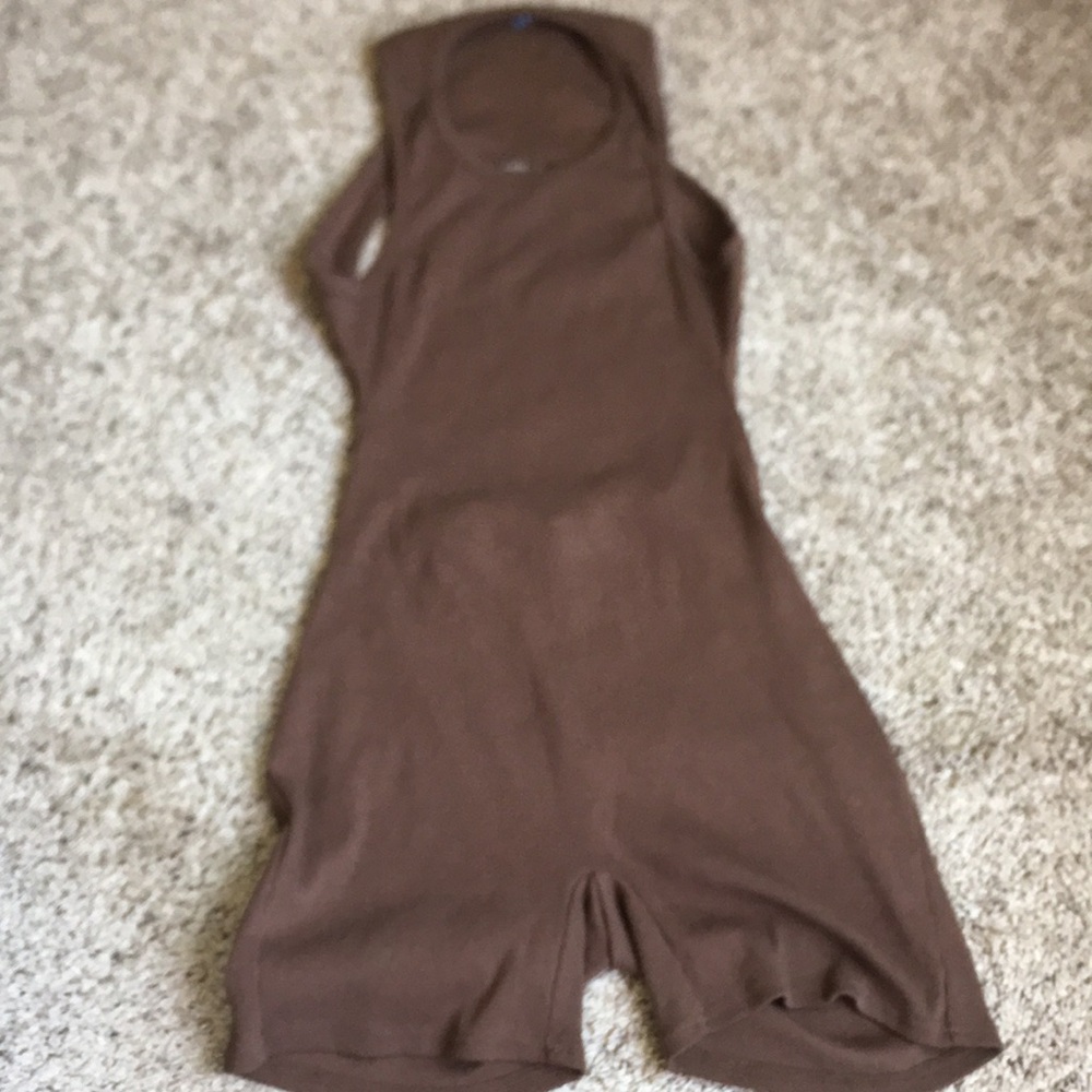 Fashion nova romper - Picture 3 of 5